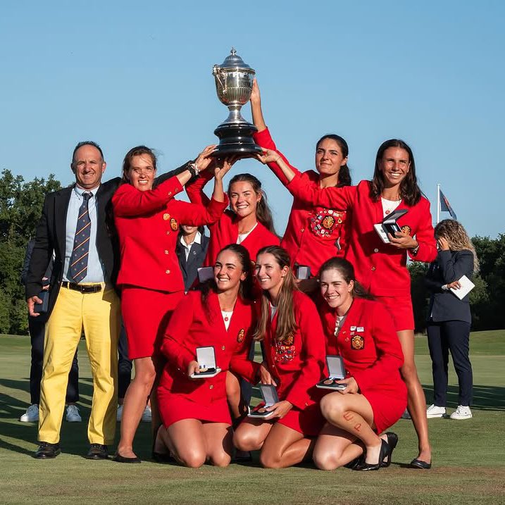 GatorsGolf's tweet image. Champions of Europe 🏆🇪🇸

Congrats to Paula &amp;amp; Team Spain on winning the European Ladies Team Championship! 👏

#GoGators 🐊 x @EGA_golf x @rfegolf