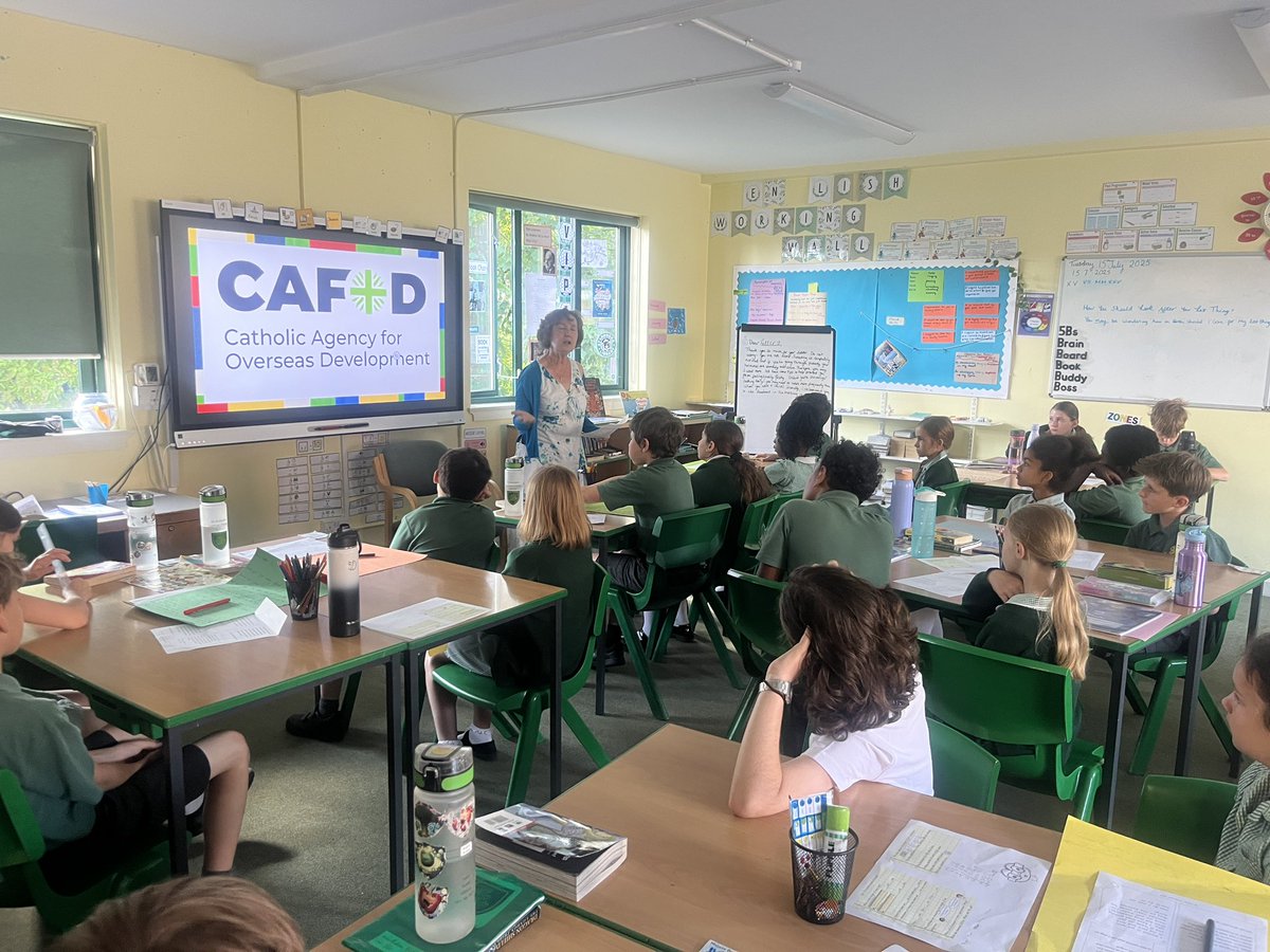 StAndrewsSW16's tweet image. A huge thank you to Mary from @CAFODSchools for visiting us today and sharing such inspiring insights about the Year of the Jubilee with our Year 5 children. It was a meaningful and thought-provoking session that really brought the theme of ‘hope’ to life. ✝️🌍