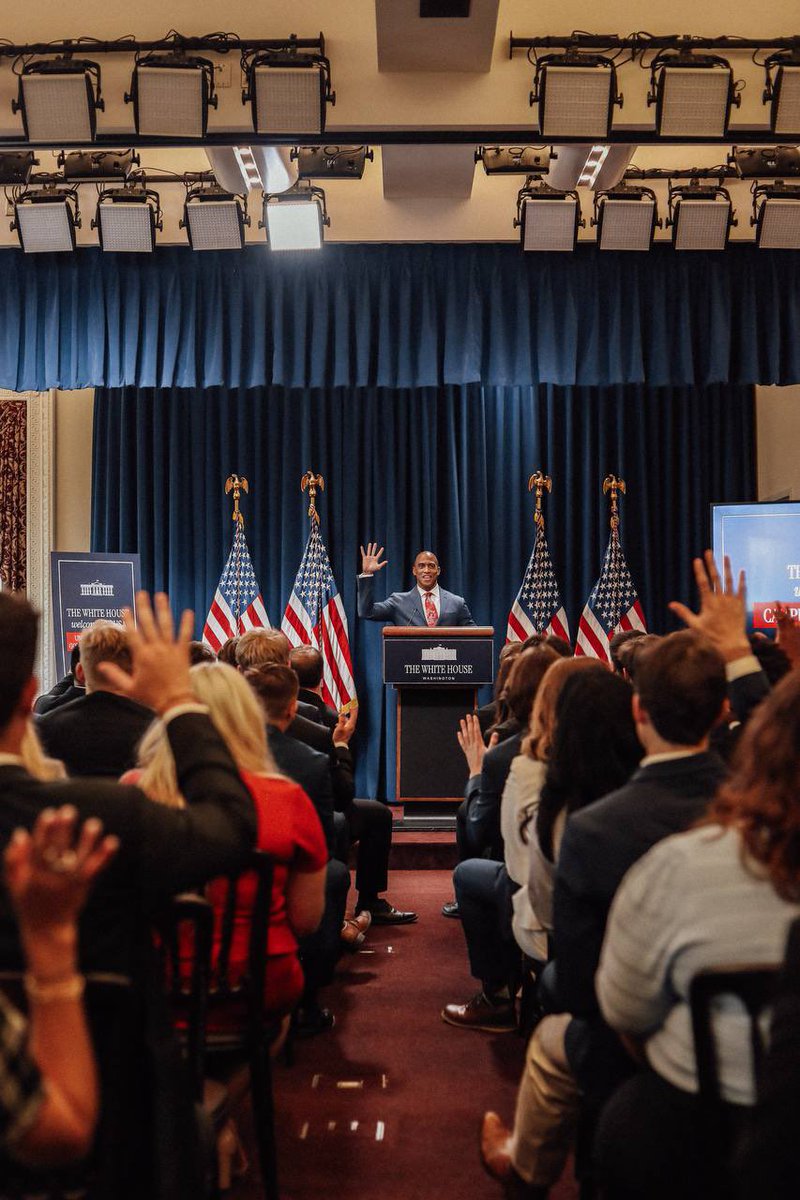 Happening Now: we are currently hosting two huge groups of hundreds and hundreds of Student Body Presidents to the White House for a deep dive briefing on every level of the Federal Government. 

Thank you to White House team for making this a priority— these student body leaders