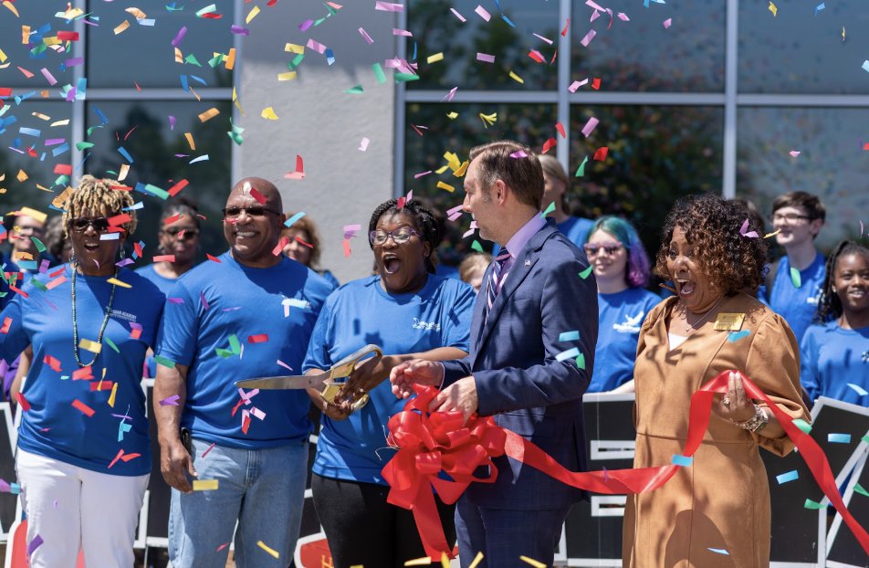 ...and that's a wrap! The 2025 #YassPrize application is officially closed. Stay tuned to find out who this year's winners are.