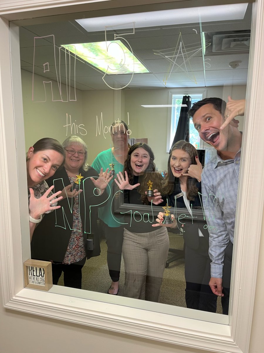 SchedulingInst's tweet image. Big win for Dr. Brandon, Dr. Brandy, and their call center team at Advanced 5-Star Training! 🌟

#5StarTeam #Training #SchedulingInstitute
