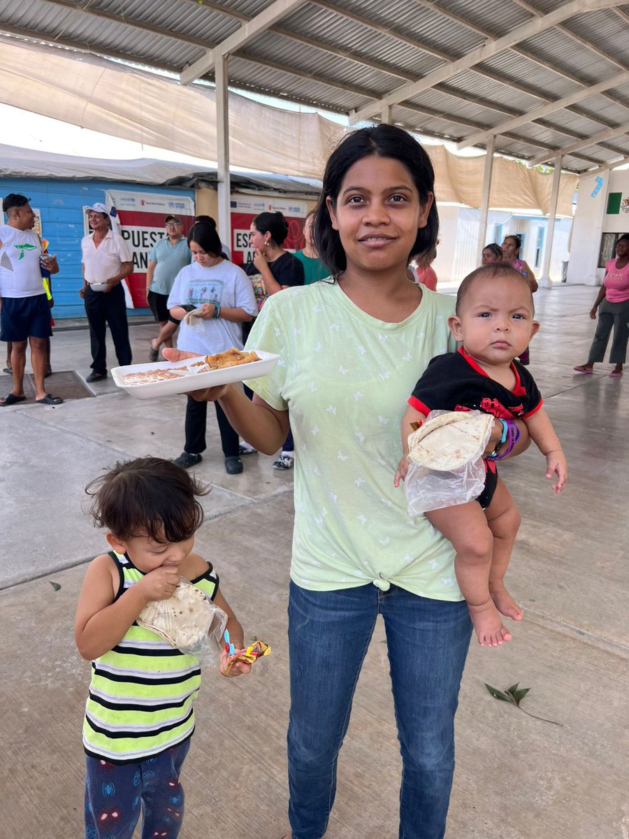 TheImmCoalition's tweet image. Reminder: Migrants and asylum-seekers at the Southern Border matter deeply. Regardless of their documentation status. 🙏🏽