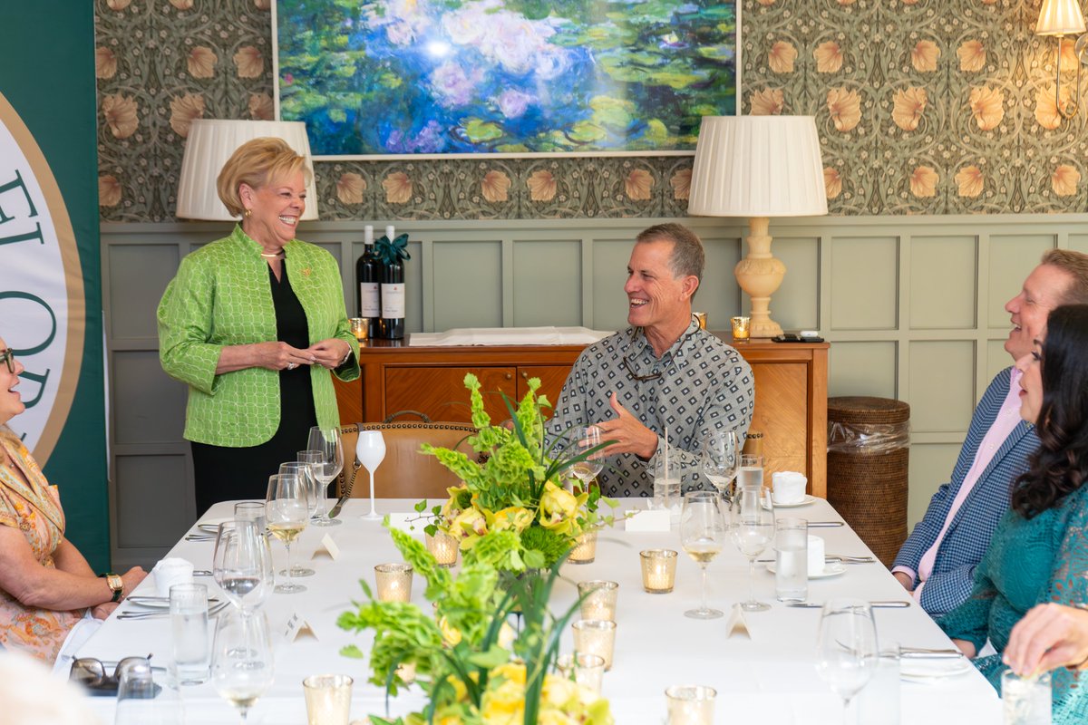 USF_Pres's tweet image. I was honored last week to present Lowry Baldwin with the President’s Fellow Medallion, which recognizes individuals who have made significant contributions in their fields and have demonstrated an exceptional impact on society. Lowry, who serves as chairman and co-founder of the…