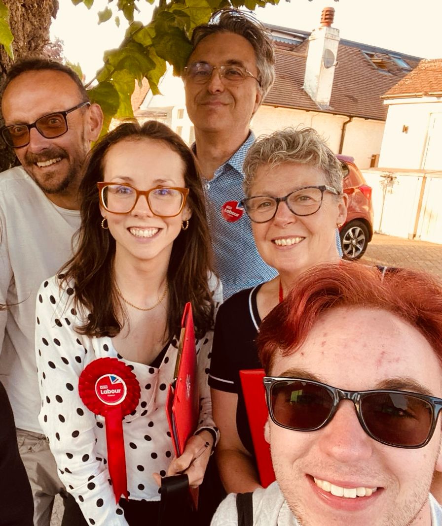 Bromley & Biggin Hill Labour (@bbhlabour) on Twitter photo It was great to speak to residents around Southborough Ln and Oxhawth Cres yesterday on behalf of <a href="/EMorganLabour/">Elizabeth Morgan</a>. Remember to send off your postal vote for Labour if you haven't already! πΉπ³ It was great to speak to residents around Southborough Ln and Oxhawth Cres yesterday on behalf of <a href="/EMorganLabour/">Elizabeth Morgan</a>. Remember to send off your postal vote for Labour if you haven't already! πΉπ³