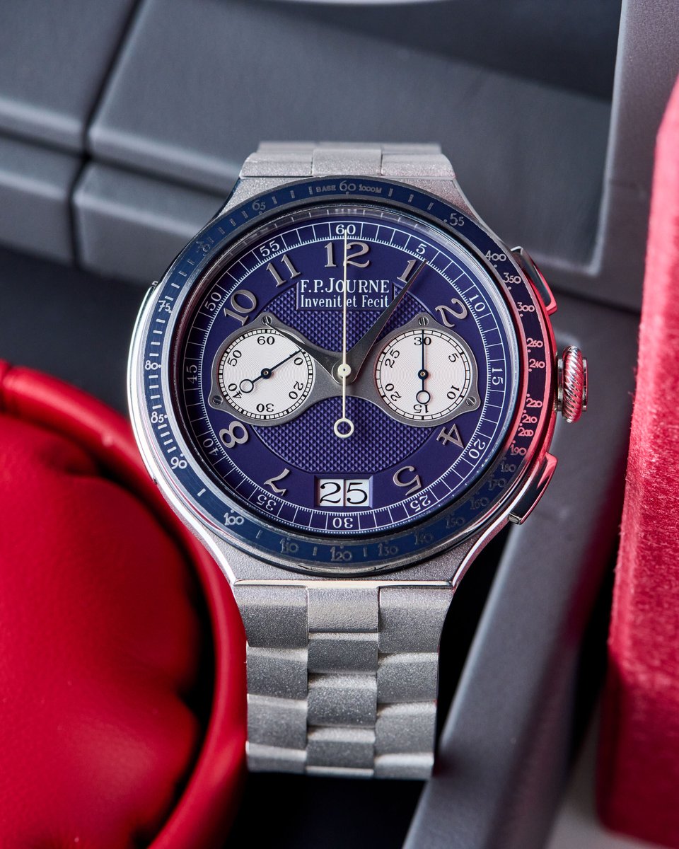 EuropeanWatchCo's tweet image. 💥 One pusher (sort of). Two chronograph hands. Infinite respect.

The F.P. Journe Chronographe Rattrapante is one of the most technically impressive and visually beautiful chronographs on the planet.

Housed in solid platinum, this beast belongs to the LineSport collection, but…