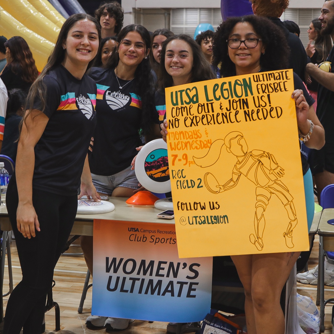 UTSARec's tweet image. Save the date for Late Night at the Rec: Saturday, August 23 from 9-11:45 PM 🌜️One of the many awesome activities at Late Night is making the rounds to meet all of our club sport teams and seeing who you want to join or support!! ⁠
⁠
#UTSARec #UTSA #UTSARRDays