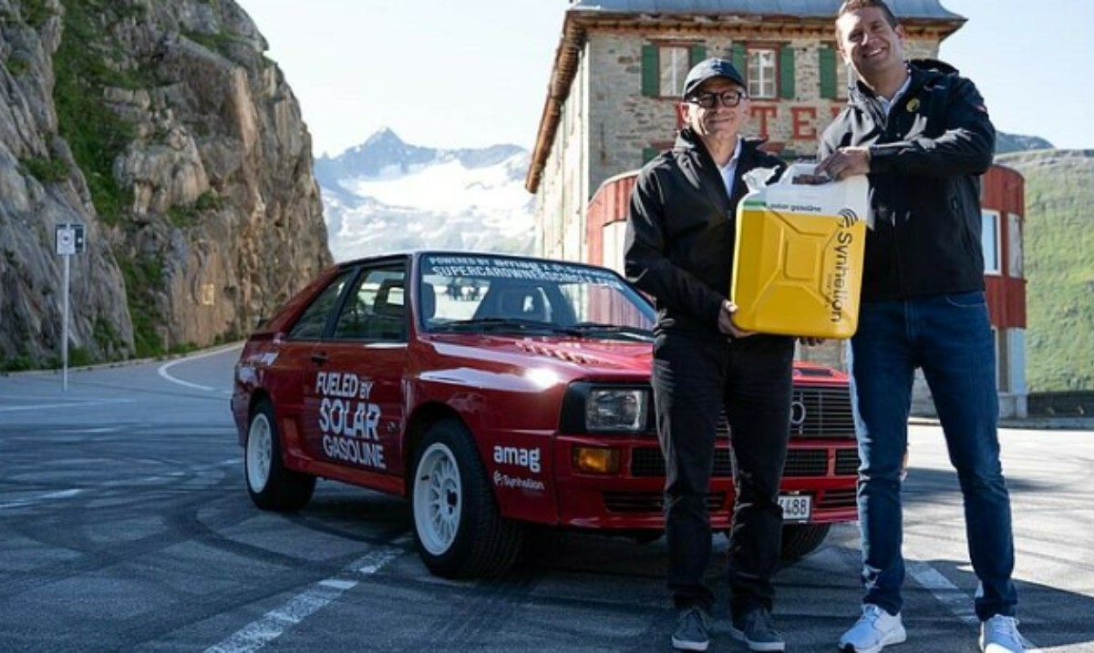 SwissCGNY's tweet image. 🇨🇭 cleantech firm @Synhelion has made history by powering a classic Audi with solar gasoline ☀️🚗—no engine changes needed! Produced at their DAWN plant, the fuel is nearly CO2-neutral & compatible with today’s engines. #Cleantech #SolarFuel
Read more: ow.ly/KrcJ50WnfLS