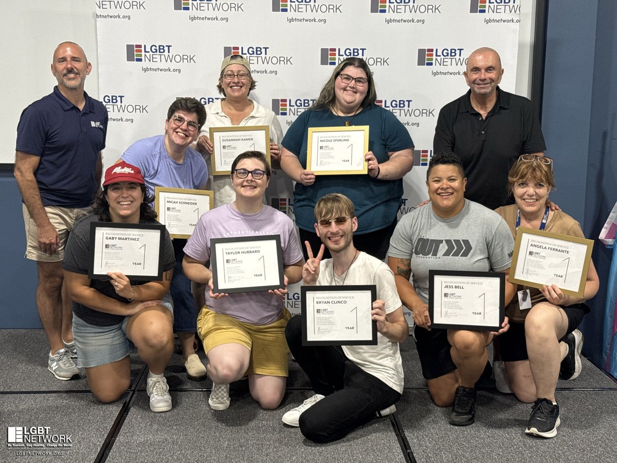 NYLGBTNetwork's tweet image. A moment of pride and gratitude 🌈✨
At our Annual Staff Day, we honored team members for their years of service with the LGBT Network. Thank you for showing up, standing up, and making a difference every day! #LGBTNetwork #TeamRecognition #StaffAppreciation