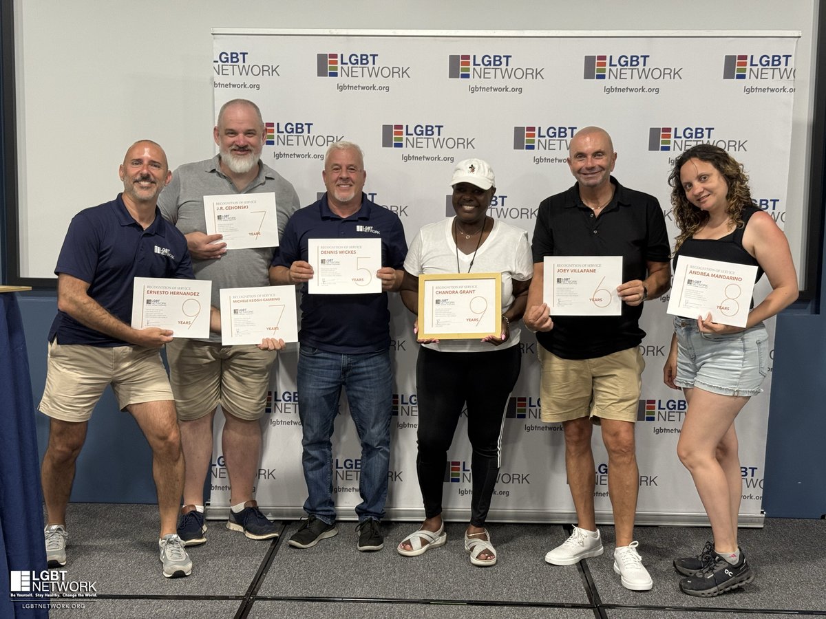 NYLGBTNetwork's tweet image. A moment of pride and gratitude 🌈✨
At our Annual Staff Day, we honored team members for their years of service with the LGBT Network. Thank you for showing up, standing up, and making a difference every day! #LGBTNetwork #TeamRecognition #StaffAppreciation