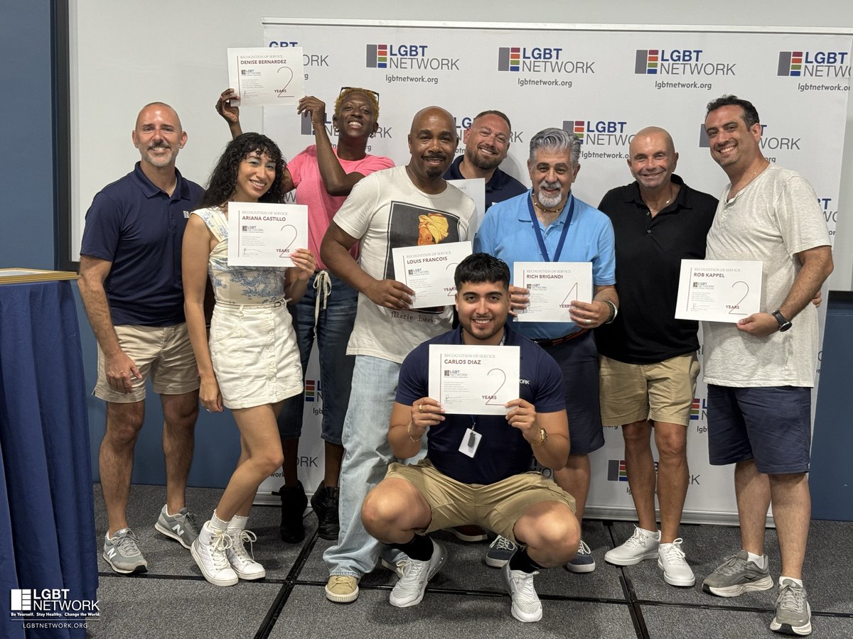 NYLGBTNetwork's tweet image. A moment of pride and gratitude 🌈✨
At our Annual Staff Day, we honored team members for their years of service with the LGBT Network. Thank you for showing up, standing up, and making a difference every day! #LGBTNetwork #TeamRecognition #StaffAppreciation