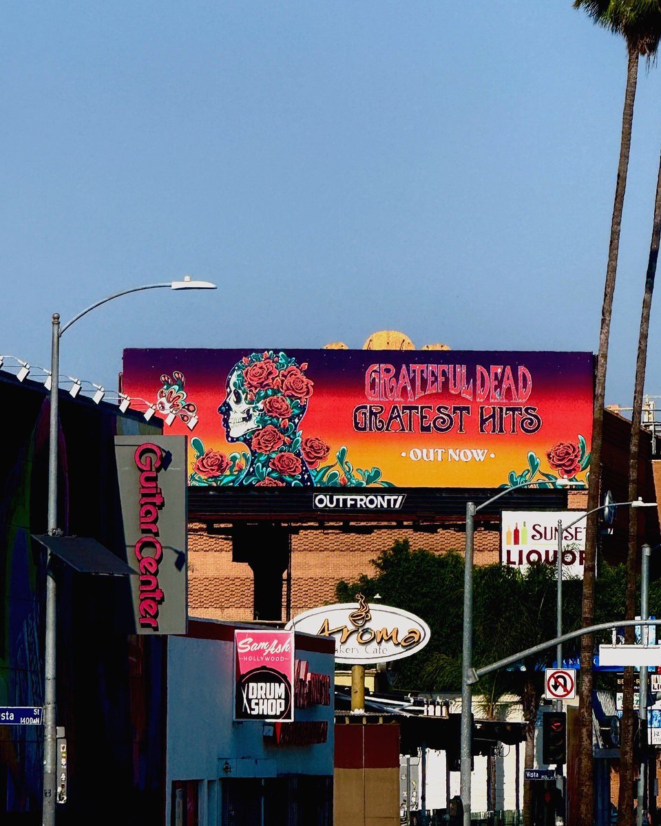 GratefulDead's tweet image. Spotted on Sunset & Martel in Los Angeles, ‘Gratest Hits’⚡️Have you grabbed your copy yet?
