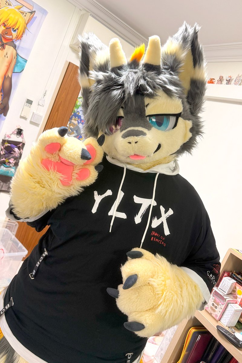 🐉のりそば 海苔龙 Norisoba🐉 (@kmn_norisoba) on Twitter photo 🐾大家!!!这周末的 #UTFG 见!!! ワクワクですーー!✨💖
#FursuitEveryday
📸: <a href="/Randaeyote/">Randae 蓝蓝 || Aotsume 青爪 ➡️ UTFG</a> 🐾大家!!!这周末的 #UTFG 见!!! ワクワクですーー!✨💖
#FursuitEveryday
📸: <a href="/Randaeyote/">Randae 蓝蓝 || Aotsume 青爪 ➡️ UTFG</a>