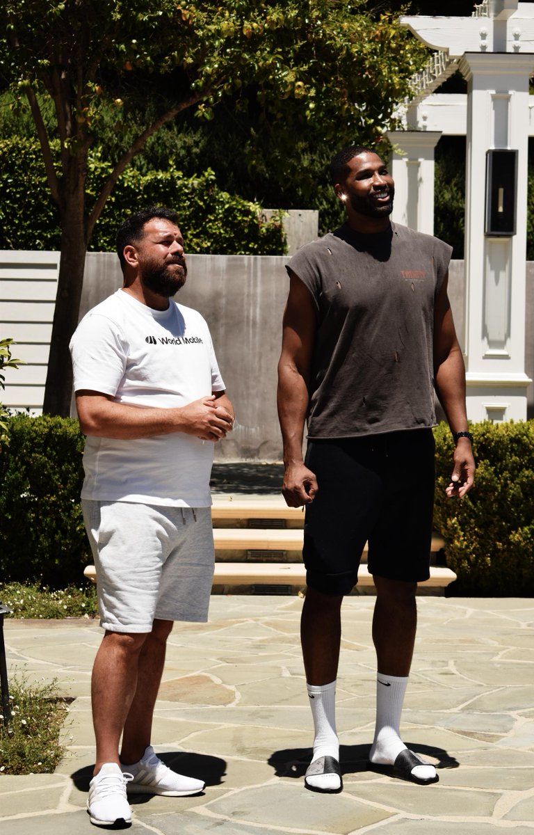 🏀 NBA champion.

📡 DePIN champion.

The best in the game, looking toward the future of connectivity.