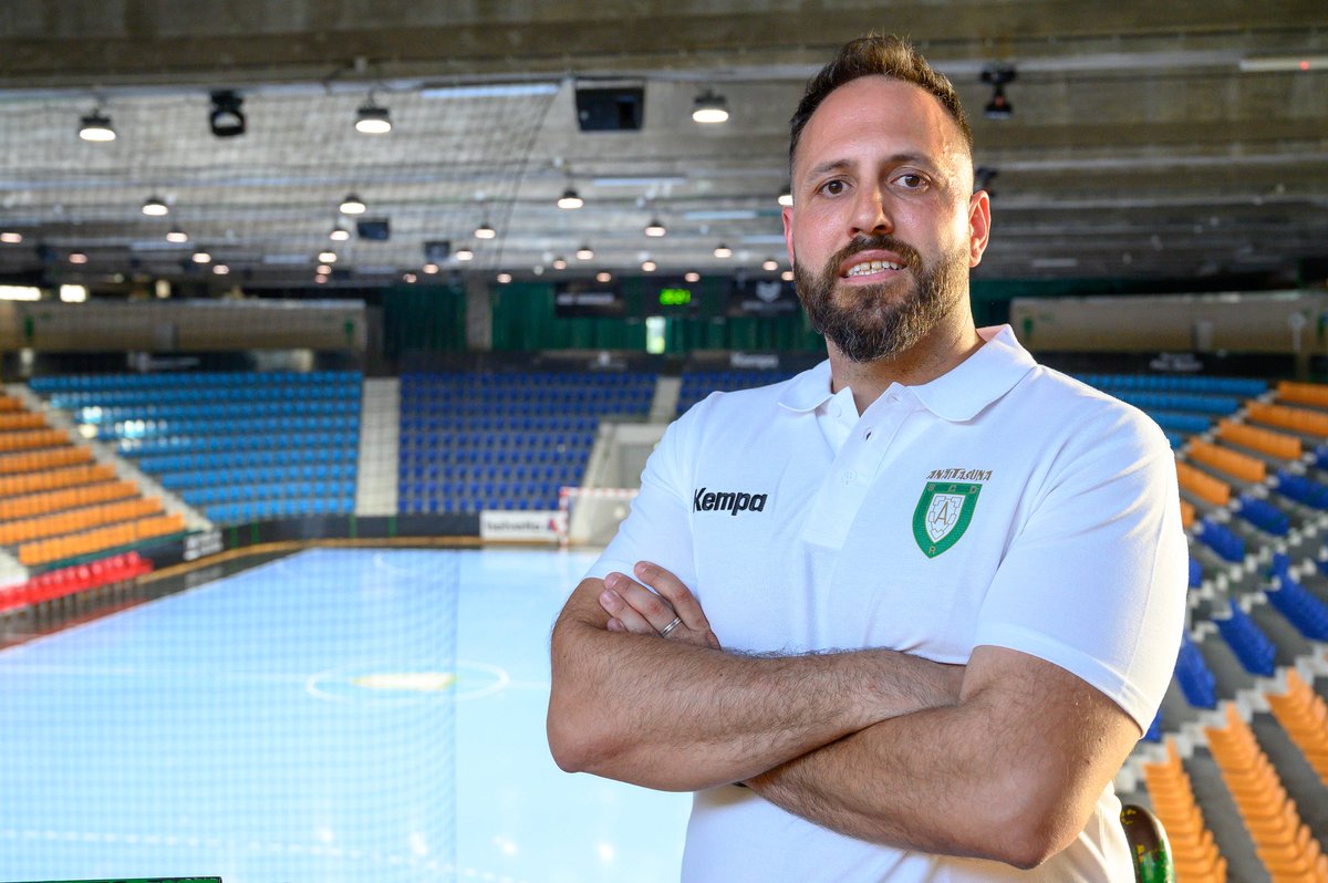 🎙️ Nacho Moyano será presentado como nuevo entrenador y director deportivo verde mañana, a partir de las 12:30 horas, con una rueda de prensa.