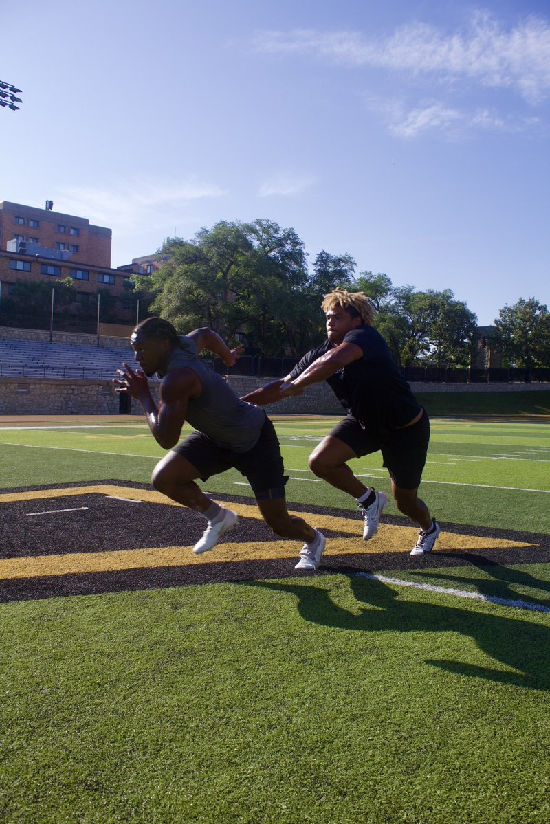 Wake Up. Get Paid. W.I.N 🐝🧱

#StingersUp #W.I.N