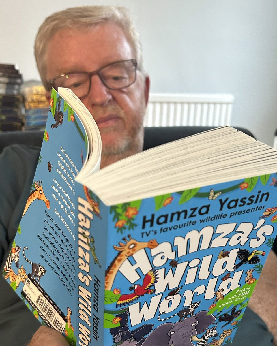 BookwagonUK (@bookwagonuk) on Twitter photo This afternoon, the other bookseller’s been sharing facts with me from Hamza’s Wild World, including that we’ve hummingbird hawk moths in our garden! <a href="/HamzaYassin3/">Hamza Yassin</a> <a href="/panmacmillan/">Pan Macmillan</a> This afternoon, the other bookseller’s been sharing facts with me from Hamza’s Wild World, including that we’ve hummingbird hawk moths in our garden! <a href="/HamzaYassin3/">Hamza Yassin</a> <a href="/panmacmillan/">Pan Macmillan</a>