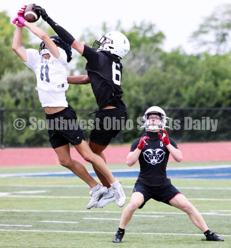 SWOSportsDaily's tweet image. ICYMI ...
FOOTBALL: New stadium, returning players have brought 'overall level of excitement' to Badin's 2025 outlook ... Rick Cassano's comprehensive feature with comments from Nick Yordy and Lemuel Grayson, plus 31 professional photos with captions from the Rams' 7-on-7…