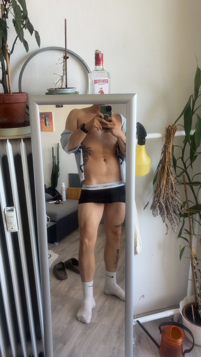 phatasss3's tweet photo. heyy 
#gay #czechgay #dick #horny #dmme https://t.co/Dqsjs6johR