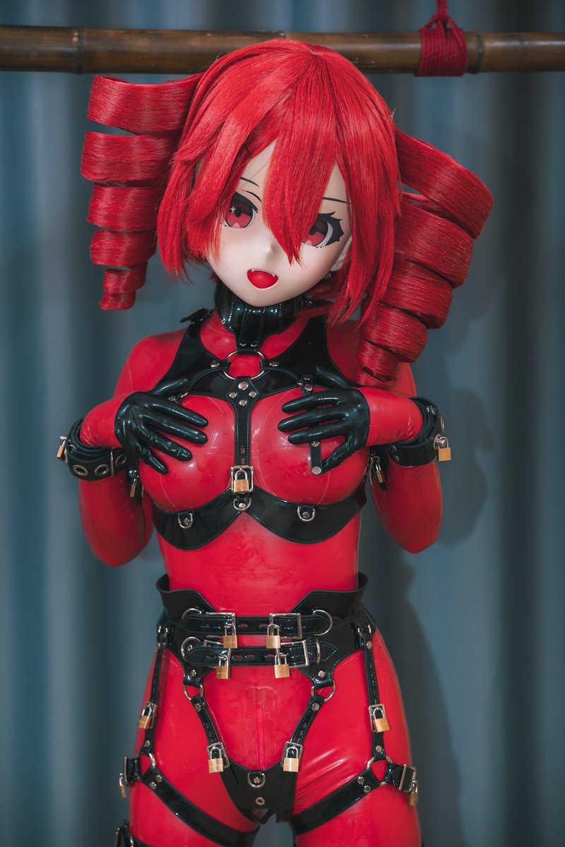 黑红则是正义！
📷:<a href="/keke_kig/">keke🐾</a> 
身体束具:<a href="/BlackMarieChina/">BlackMarie</a>