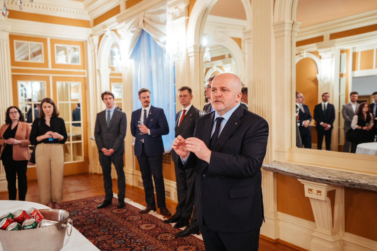 pawelkowalpl_EN's tweet image. 🇵🇱🇺🇸 The first day of our parliamentary mission to Washington, D.C. included strategic talks at @DeptofDefense, @Heritage and National Security Council, as well as a briefing at @PolishEmbassyUS and the launch of Polish Security Week. Thank you @RC_Greenway & Charles McLaughlin.