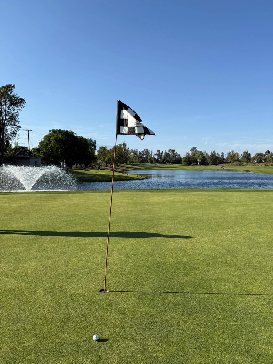 zhang_meii_ling's tweet image. The green is my happy place #OnTheCourse #TeeTimeJoy