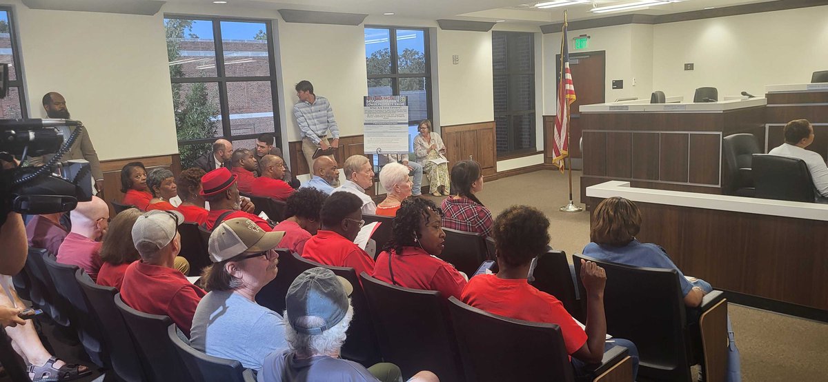 AlabamaRivers's tweet image. GOOD NEWS! The motion to vote today FAILED at the Bessemer City Council! The same motion will be reconsidered next meeting but the community SPOKE and they were HEARD! THANK YOU to everyone who sprung into action! Stay tuned for next steps!