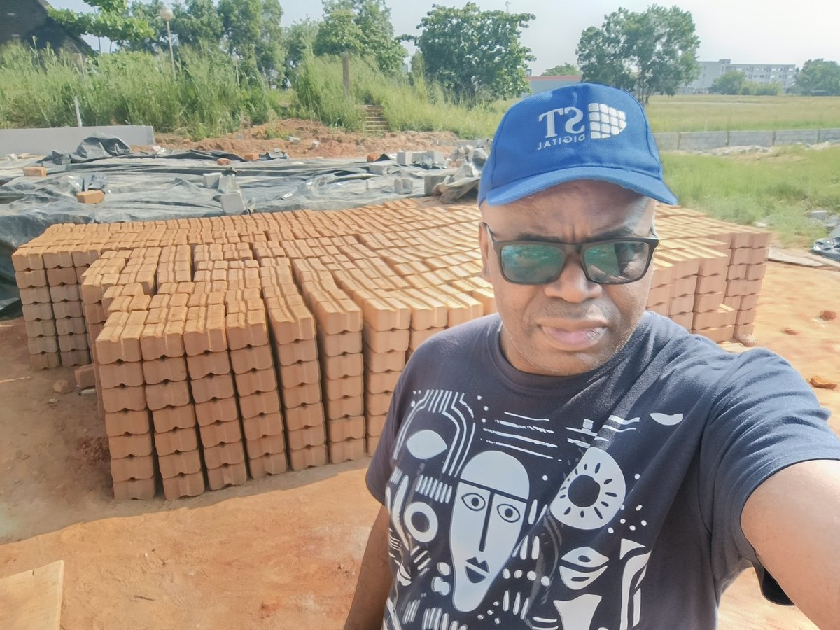 Un cloud 100% Africain dans un datacenter eco-responsable (briques de terre, énergie solaire, recyclage des eaux....)  c'est choix que l'on a fait chez <a href="/STDIGITAL_corp/">ST DIGITAL</a> en Côte d'Ivoire