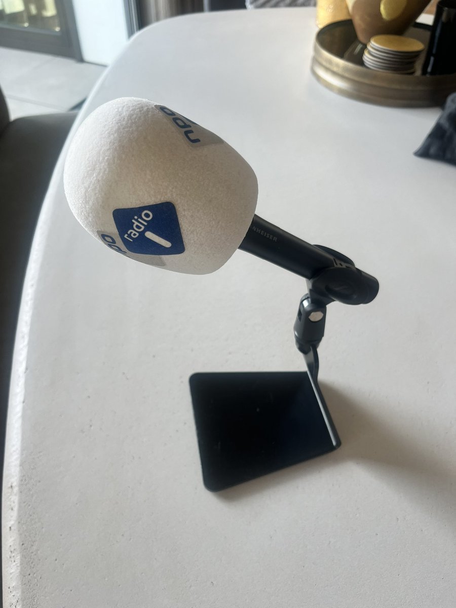 chris woerts (@cwoconsultancy) on Twitter photo De microfoon is er al klaar voor. Bij #ditisdedag straks praten over of je wel of niet in Rusland mag gaan voetballen met o.a. <a href="/deBankzitter/">Leon ten Voorde</a> <a href="/fctwente/">FC Twente</a> <a href="/EOnl/">EO</a> <a href="/NPORadio1/">NPO Radio 1</a> De microfoon is er al klaar voor. Bij #ditisdedag straks praten over of je wel of niet in Rusland mag gaan voetballen met o.a. <a href="/deBankzitter/">Leon ten Voorde</a> <a href="/fctwente/">FC Twente</a> <a href="/EOnl/">EO</a> <a href="/NPORadio1/">NPO Radio 1</a>