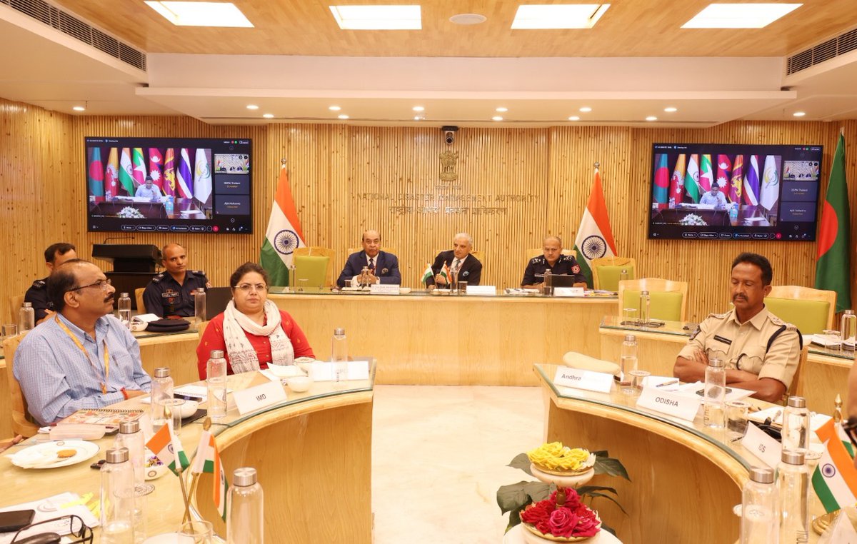 NDRF ๐ฎ๐ณ (@ndrfhq) on Twitter photo ๐๐ญ๐ก #๐๐๐๐๐๐๐ ๐๐ข๐ฌ๐๐ฌ๐ญ๐๐ซ ๐๐๐ง๐๐ ๐๐ฆ๐๐ง๐ญ ๐๐ฑ๐๐ซ๐๐ข๐ฌ๐(๐๐๐๐ฑ) 2025
๐ The two-day workshop on cyclone with flooding as a multi-hazard for BIMSTEC Countries concluded today under the aegis of the Ministry of Home Affairs. ๐๐ญ๐ก #๐๐๐๐๐๐๐ ๐๐ข๐ฌ๐๐ฌ๐ญ๐๐ซ ๐๐๐ง๐๐ ๐๐ฆ๐๐ง๐ญ ๐๐ฑ๐๐ซ๐๐ข๐ฌ๐(๐๐๐๐ฑ) 2025
๐ The two-day workshop on cyclone with flooding as a multi-hazard for BIMSTEC Countries concluded today under the aegis of the Ministry of Home Affairs.