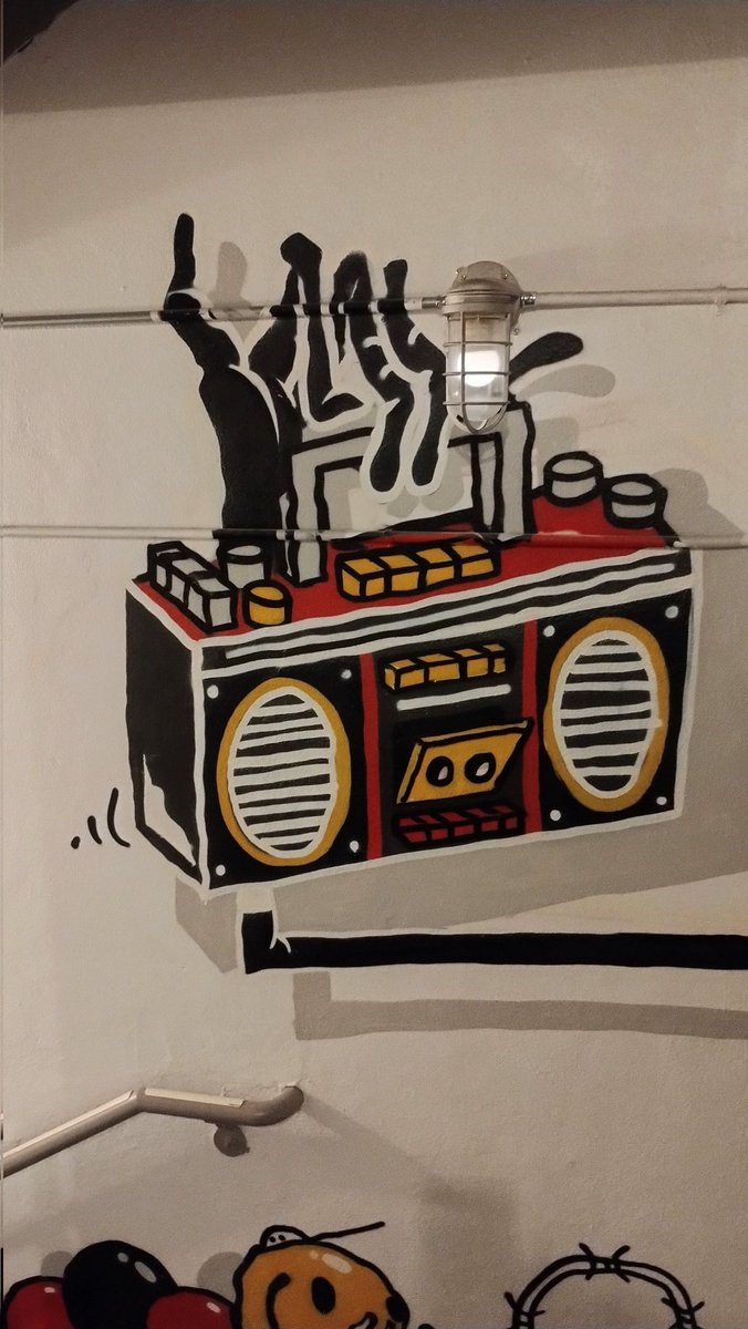 New Sounds Return

I keep returning to this excellent recent track from <a href="/DogRaceBand/">Dog Race</a>. Be warned the moreish chorus will get lodged in your head!

NSOL#210 is Return The Day (Colours). FFO: Arcade Fire, Fat Dog, Sparks

open.spotify.com/track/5NTWS0Js…