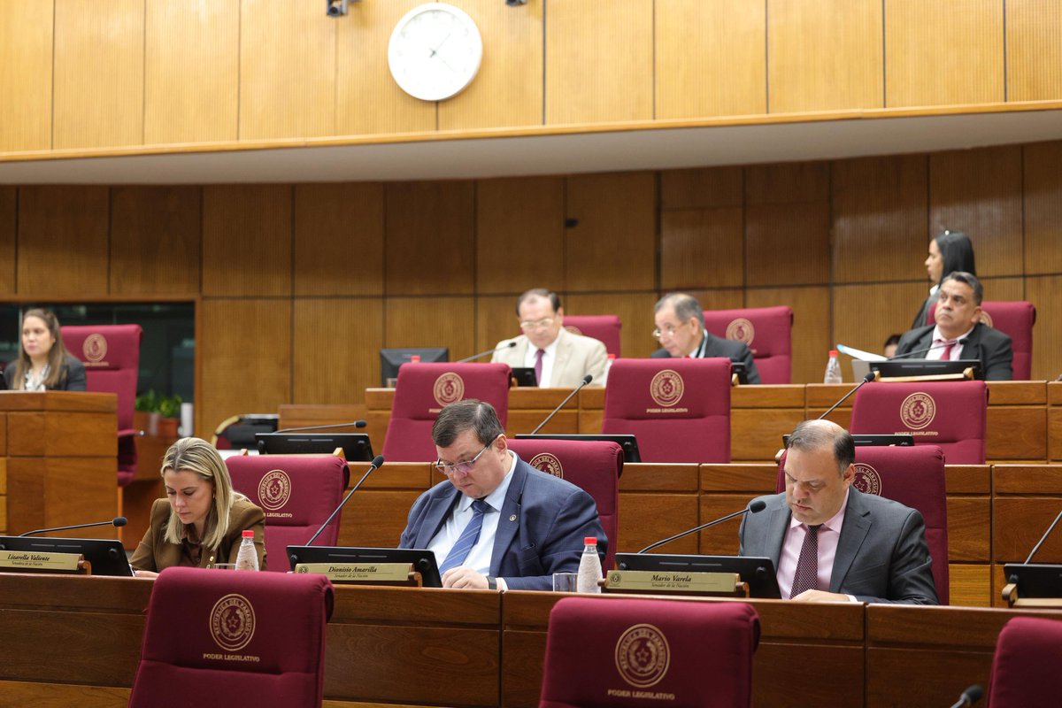 SenadoPy (@senadorespy) on Twitter photo Sesiona la Comisión de Asuntos Constitucionales, encabezada por su vicepresidenta la sen <a href="/liliansamaniego/">Lilian Samaniego</a>, participan los senadores <a href="/edu_nakayama/">Edu Nakayama</a>, <a href="/Senadorayolanda/">Yolanda Paredes</a>, <a href="/RamonRetamozo4/">Ramon C. Retamozo D.</a>, <a href="/FilizzolaRafael/">Rafael Filizzola</a>, <a href="/EdgarLopez2018/">Edgar López</a>, <a href="/DionisioAmarill/">Dionisio Amarilla Guirland</a>, <a href="/lizarellapy/">Lizarella Valiente</a> <a href="/zacariasirun/">Javier Zacarías Irún</a> y <a href="/LiderAmarilla/">Líder Amarilla</a> Sesiona la Comisión de Asuntos Constitucionales, encabezada por su vicepresidenta la sen <a href="/liliansamaniego/">Lilian Samaniego</a>, participan los senadores <a href="/edu_nakayama/">Edu Nakayama</a>, <a href="/Senadorayolanda/">Yolanda Paredes</a>, <a href="/RamonRetamozo4/">Ramon C. Retamozo D.</a>, <a href="/FilizzolaRafael/">Rafael Filizzola</a>, <a href="/EdgarLopez2018/">Edgar López</a>, <a href="/DionisioAmarill/">Dionisio Amarilla Guirland</a>, <a href="/lizarellapy/">Lizarella Valiente</a> <a href="/zacariasirun/">Javier Zacarías Irún</a> y <a href="/LiderAmarilla/">Líder Amarilla</a>