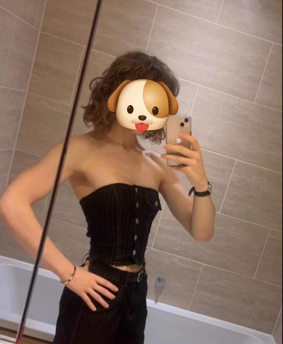 k*rtler ve beyaz olmayanlar yazmazsa sevinirim.
Your local femboy 🥰🥰