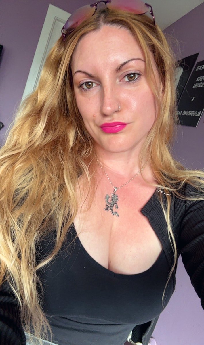 Aunt Cunt tweet media