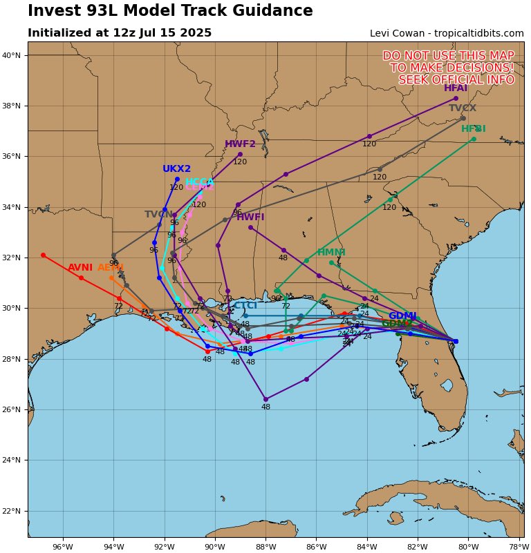 averykrick_wx's tweet photo. 93L will cross the Florida peninsula this afternoon, entering the Gulf where it may strengthen into Tropical Storm Dexter. A low-end hurricane is possible if it takes a more southern route. Regardless of strength, flooding is the main concern at this point. #93L #Dexter #Tropics https://t.co/Qyd9wB04oZ