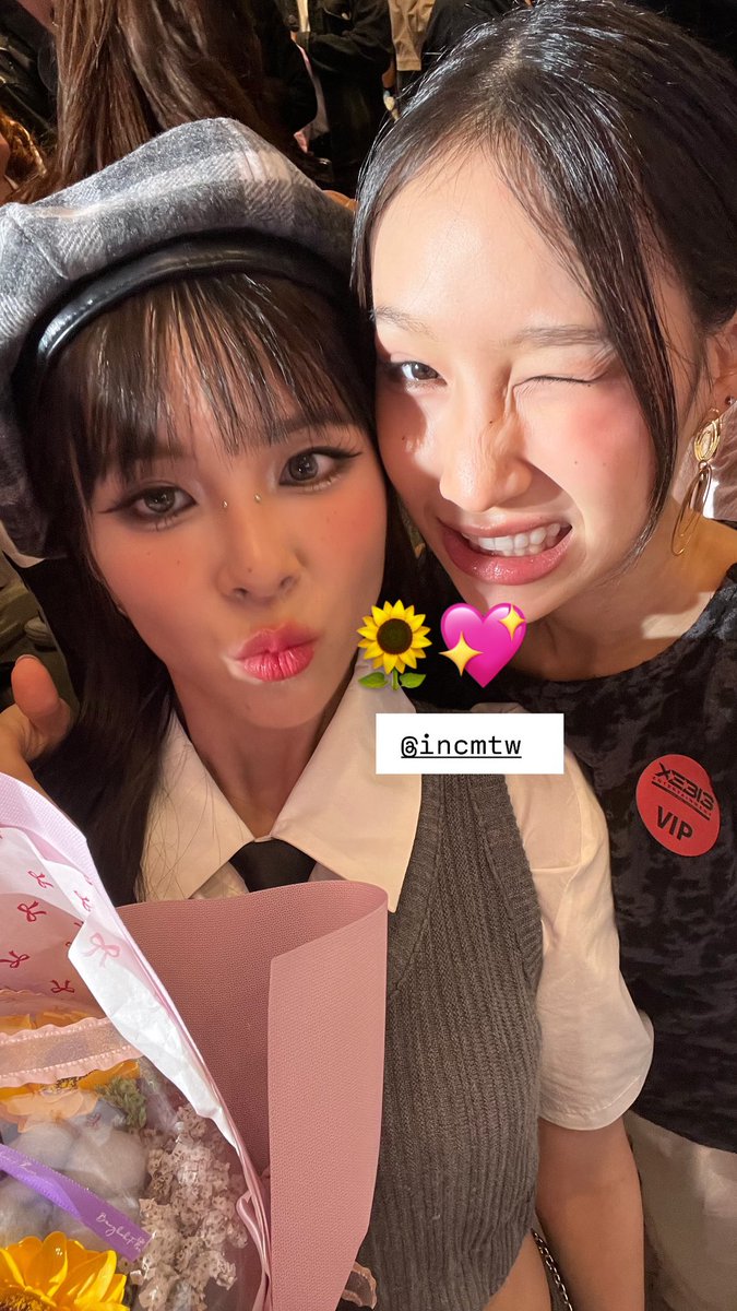 Prudence3rd's tweet photo. ฮือ ๆ ๆ ฉันมีความสุขมาก ๆ จริง ๆ ใครบอกว่าเพรทเซลไม่รักกันเพราะนิสัยดูต่างกัน (พวกเพี้ยนในตต.) มาดูคะ พวกนางรักกันจริง สนับสนุนกันจริง ใจฟูมากวันนี้ รัก🥨
#incmtw #PRETZELLE https://t.co/jf8BKMGeT6