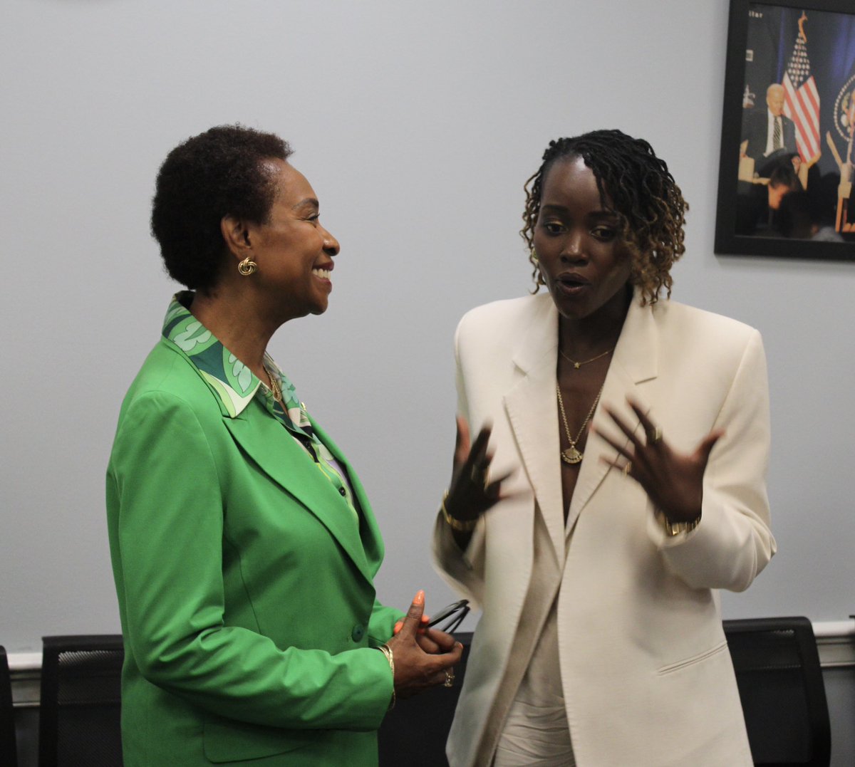 RepYvetteClarke's tweet image. Today, I hosted a very important roundtable discussion to bring awareness to uterine health, where I was honored to be joined by @Lupita_Nyongo who shed light on her own experiences with the severe impacts of uterine fibroids. Our conversation was filled with tears and a myriad…