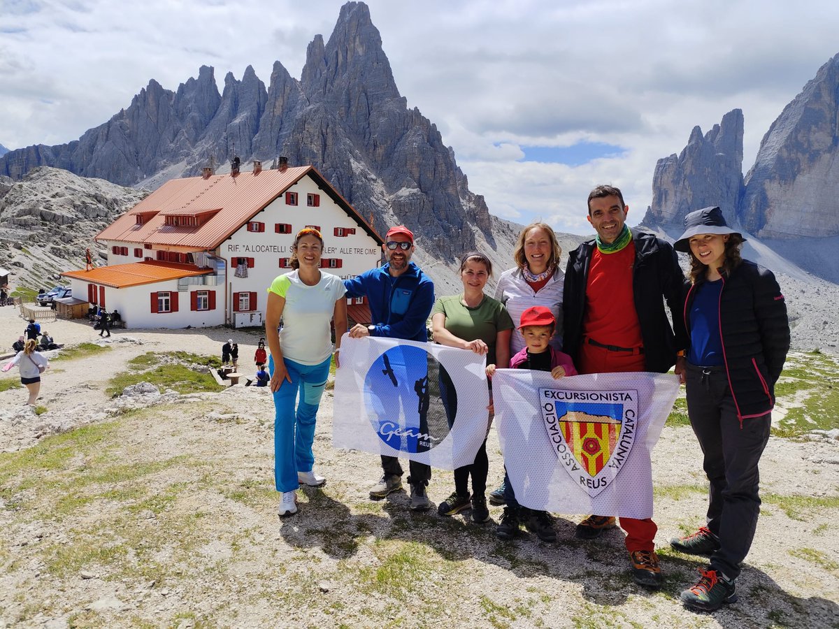 AEC_Reus's tweet image. Una trentena de persones del @AEC_Reus @geamreus de Stage als Dolomites. Excursions, ferrades, escalada, ferrades...
Tornem divendres!!... O no🫣🤭🤣🏔️🧗🏼