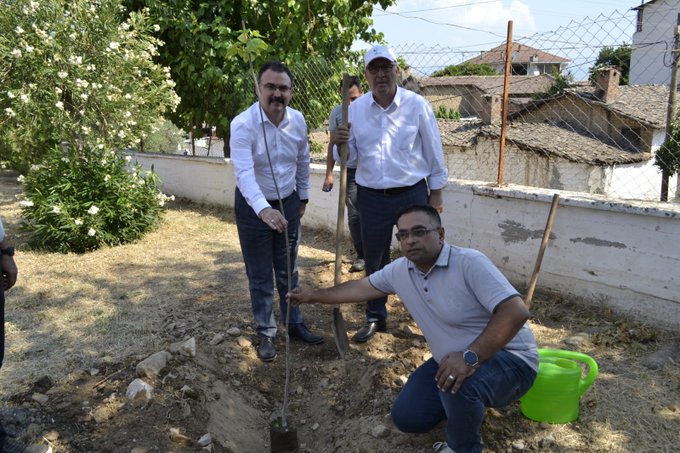 15 Temmuz Şehitleri Anısına Ağaç Dikimi
