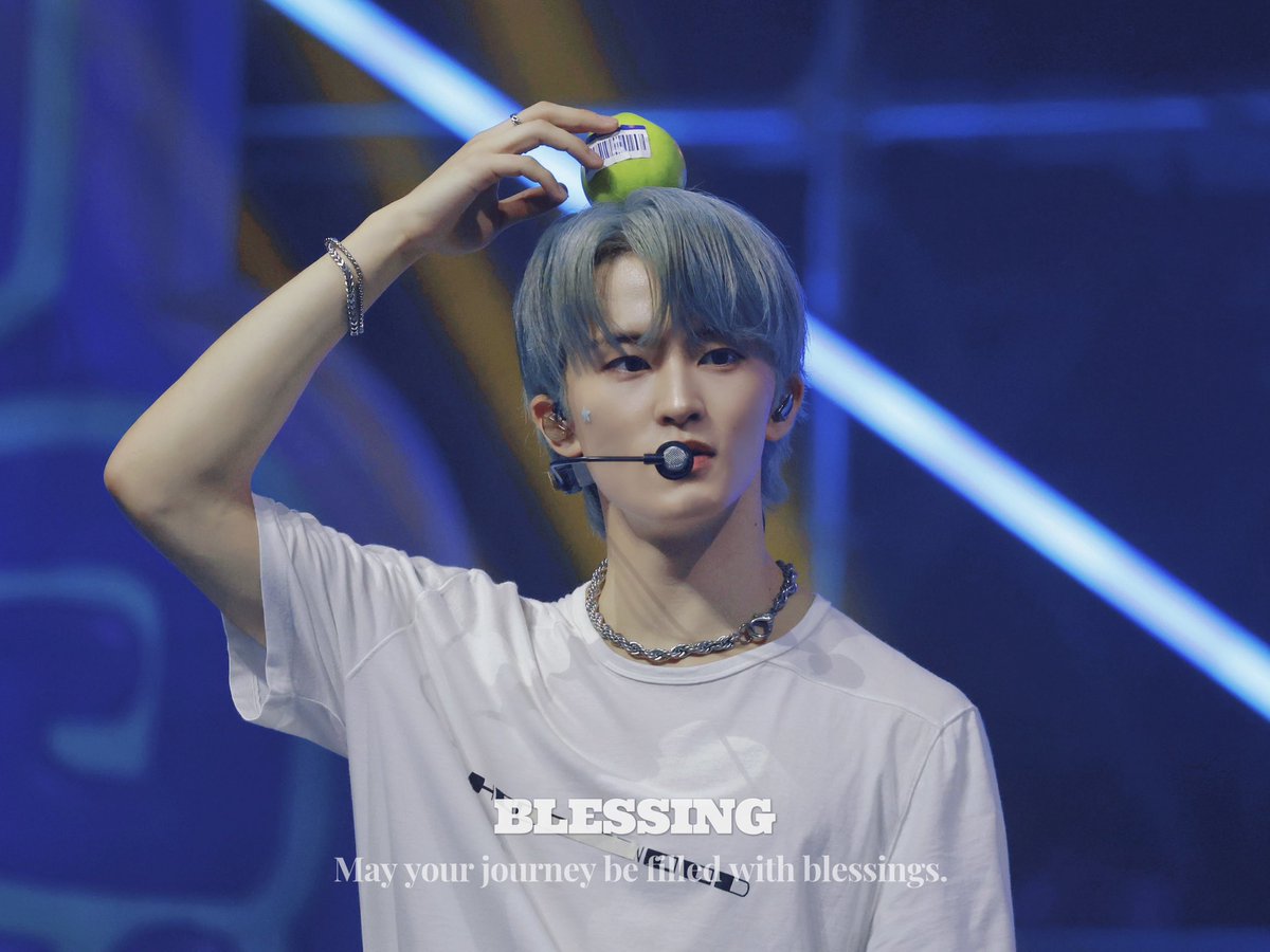 blessmark82's tweet image. 250715 
😽🍏
#마크 #MARKLEE #MARK #NCT #NCTDREAM
