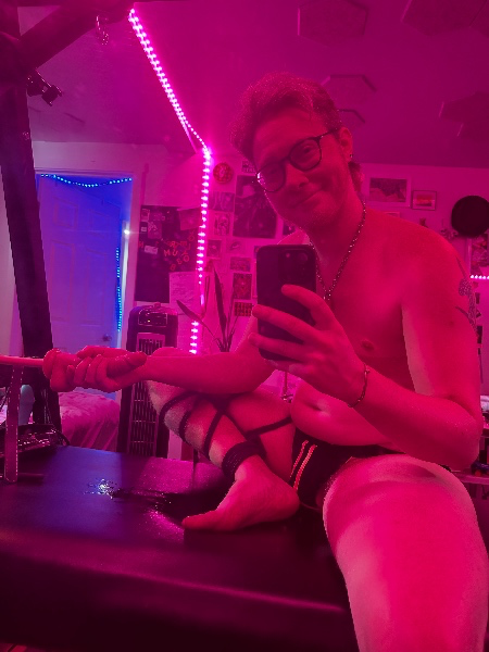 I want you to pick what goes inside me 
🖤 Choose a toy from my Throne wishlist.
💦 I’ll stretch around it just for you—and send you the video.
Tap on the Link ⬇️ to take control.

#UseMyHoles #Sub throne.com/midknightsub/w…