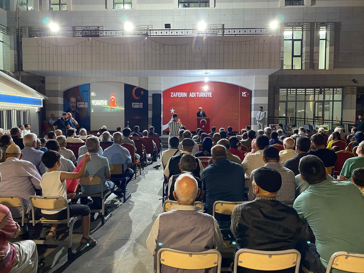 📍Çermik Belediyesi Meydanı

Milli birliğin tescili 15 Temmuz Demokrasi ve Milli Birlik Günü anma programımızı ilçemizde vatandaşlarımız ile birlikte gerçekleştiriyoruz. 

15 Temmuz Demokrasiye Sahip Çıkan Milletin Zaferi’dir

#ZaferinAdıTürkiye 🇹🇷