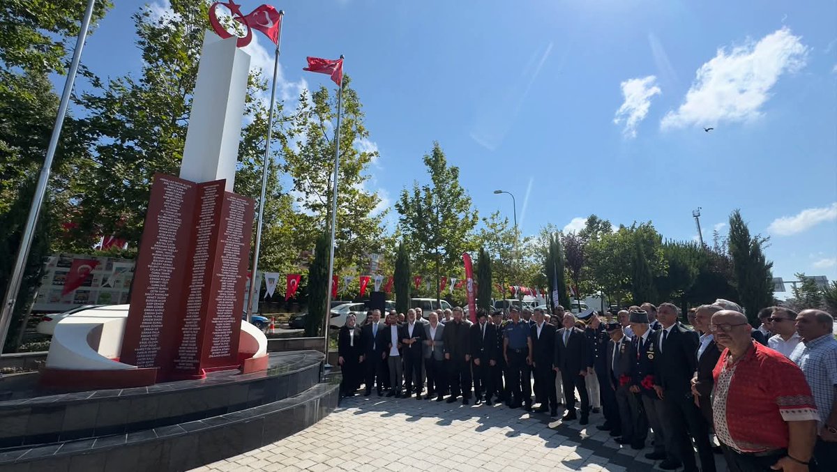 Demokrasi ve Milli Birlik Günü

İlçe Kaymakanımız tarafından düzenlenen Demokrasi ve Milli Birlik Günü etkinliği çerçevesinde, Çekmeköy protokolünün katılımı ile Şehitlerimizi ve şanlı diremişimizin destanını andık. 

15 Temmuz; Türkiye'de ilelebet darbelerin ve darbecilerin
