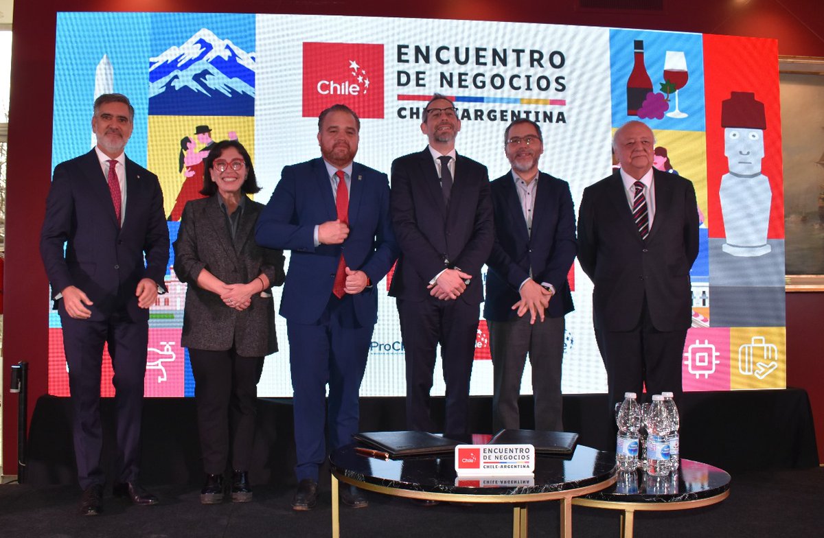 EmbaChileArg's tweet image. El Emb. de Chile junto al Sec. de Relac. Econ.
Intern. de Cancillería Arg, el Dir. ProChile, el Presid. Ejec. de la Agencia Arg. de Inversiones y GORE de Bío Bío, inaugura "Encuentro de Negocios entre 🇨🇱🇦🇷. @Minrel_Chile @Cancilleria_Ar @prochile @gorebiobio @PromocionARG