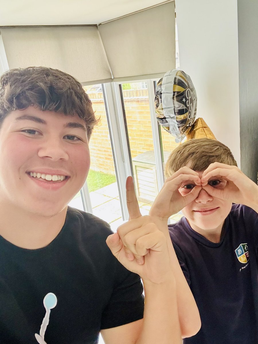 clark84_em's tweet image. What an amazing day today. The production of Wicked @ElpRosedale @ExceedLP was phenomenal this evening. Ms Adams has worked so hard on this with our pupils. Then home to find out Dex won the 100m at sports day @HayfieldPEDept and he is buzzing!
