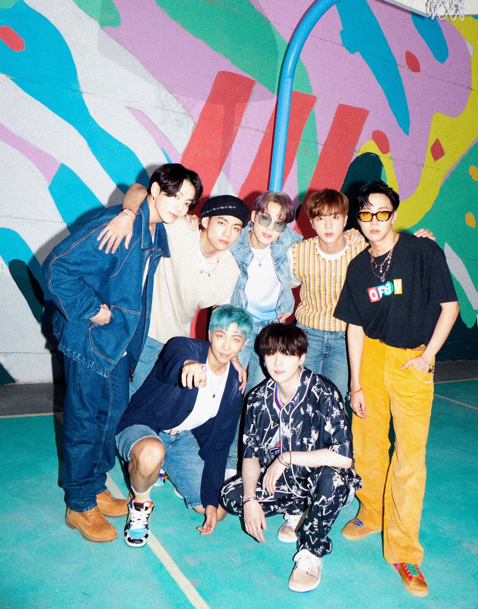 behzad_hudson's tweet image. .@BTS_twt's “Dynamite” is now eligible for 7x Platinum in the US (7,000,000 units), it remains their best selling song in the country.