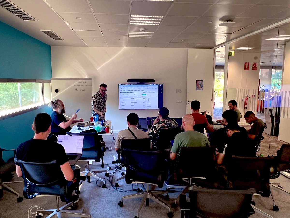 🦄 Software Crafters BCN 📅 24-25 de octubre 2025 (@bcnswcraft) on Twitter photo A punto de empezar la sesión de ensemble programming con <a href="/trikitrok/">Manuel Rivero</a> 🙌 en las oficinas de <a href="/AdobeES/">Adobe España</a> github.com/trikitrok/text… A punto de empezar la sesión de ensemble programming con <a href="/trikitrok/">Manuel Rivero</a> 🙌 en las oficinas de <a href="/AdobeES/">Adobe España</a> github.com/trikitrok/text…