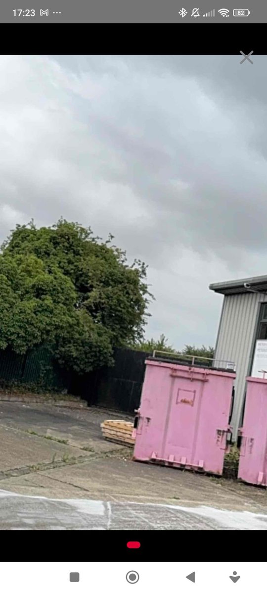 Claire Cooper tweet media