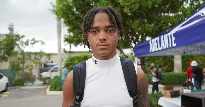 #WVU QB commit Jyron Hughley is locked in with the Mountaineers, but other schools remain in pursuit. 

Link: gowvu.us/z8y