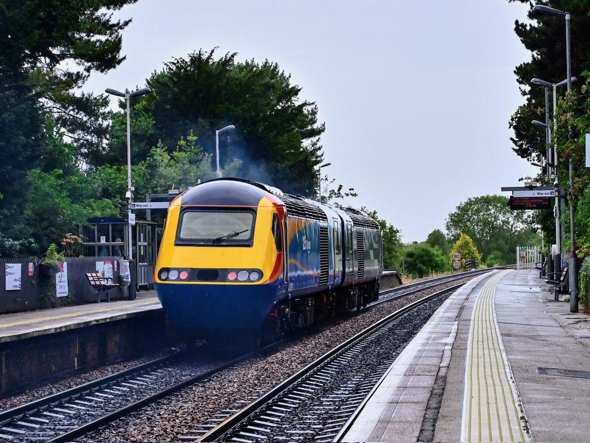 43159 'Rio Warrior' and 43089 accelerate through Long Eaton on 0D22 Toton TMD to Chaddesden Sidings after having moved three Mk3s to the depot.