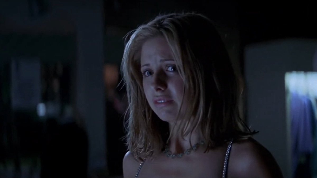 In some ways I Know What You Did Last Summer resonates with me because it was the first horror film I saw with friends in theaters on my own. Saw it three times &amp; we had to work our magic to get tickets at a young age but man was it a fun time. #IKnowWhatYouDidLastSummer #IKWYDLS